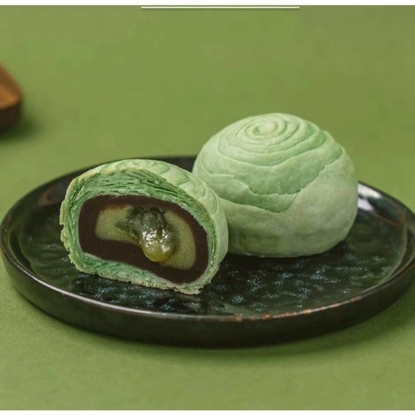 Award Winning Mooncake Egg Yolk Pie / Violet Gem Pie / Green Tea Lava Pie. Signature Pastry - Image 2
